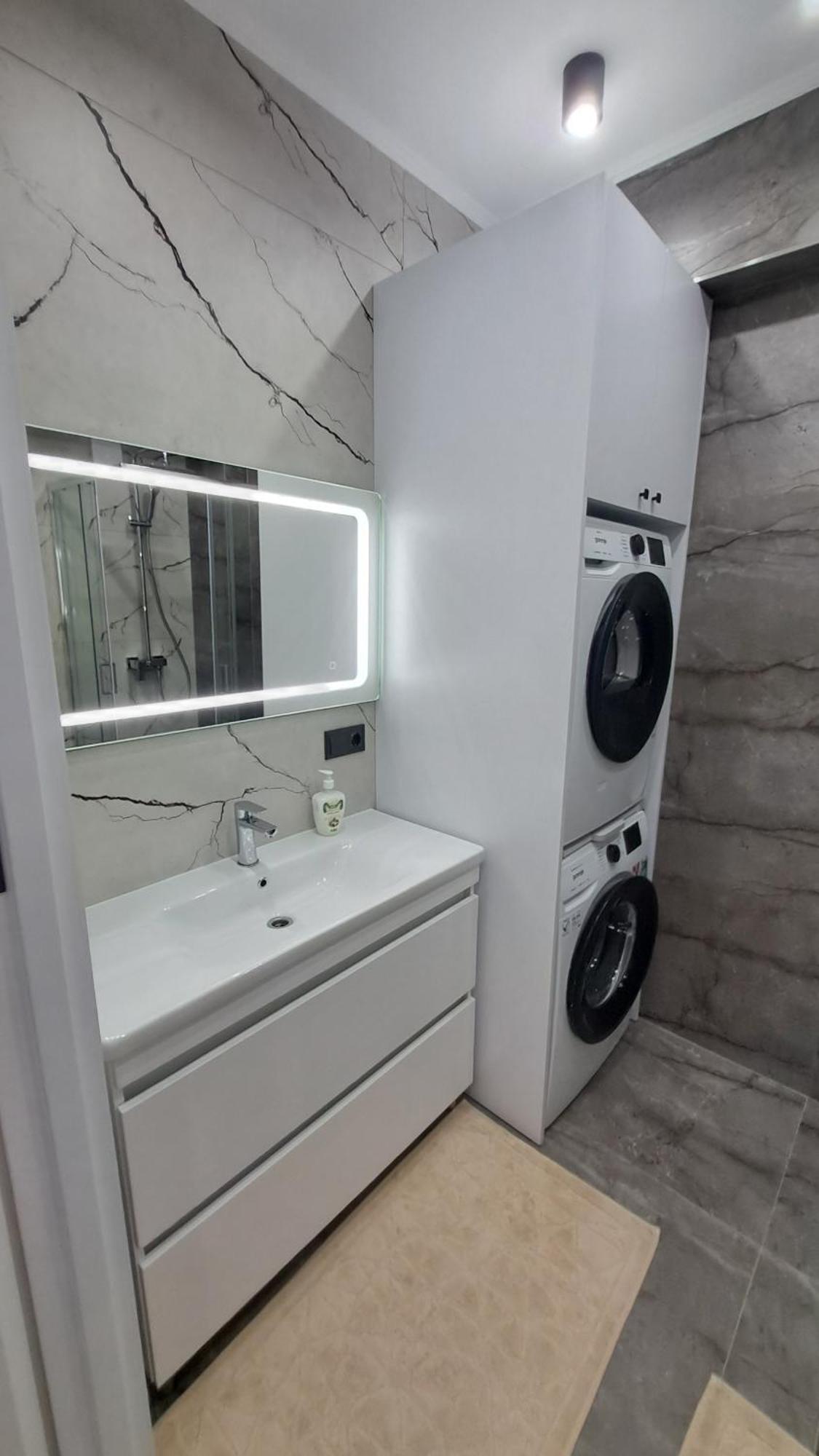 аэропорт-номера-такси-паркинг Apartment *