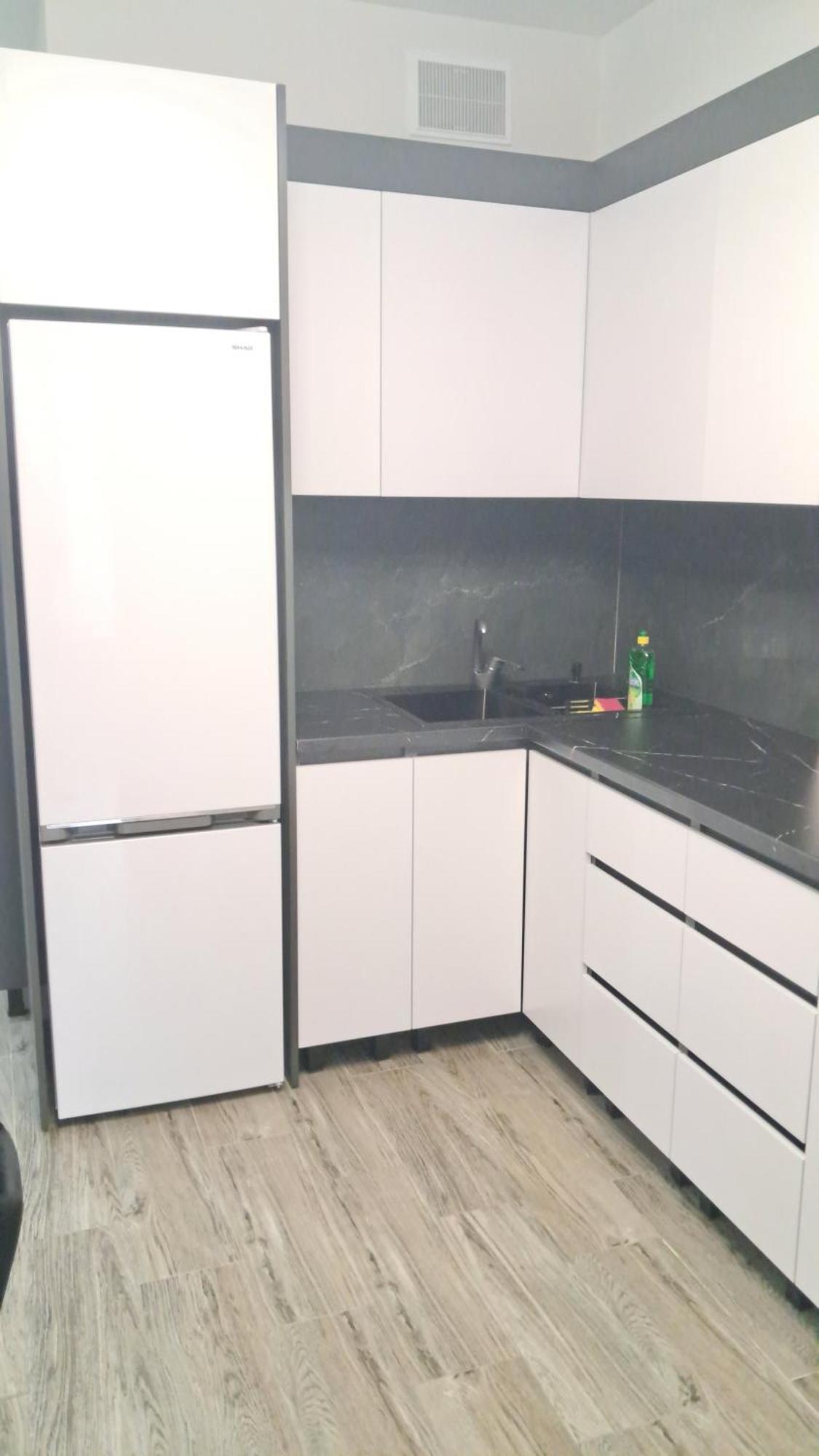 аэропорт-номера-такси-паркинг Apartment Chisinau